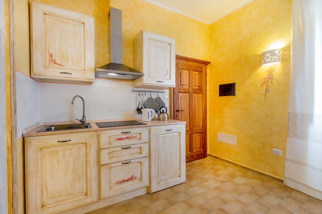 Palazzo Beddoro Daire San Pantaleo Dış mekan fotoğraf