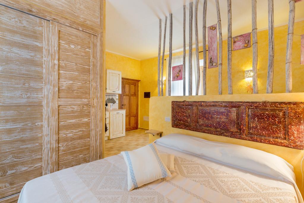 Palazzo Beddoro Daire San Pantaleo Dış mekan fotoğraf