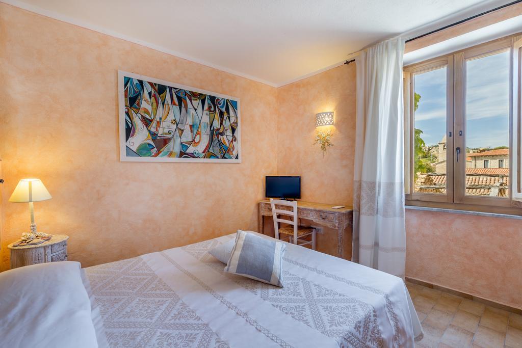 Palazzo Beddoro Daire San Pantaleo Dış mekan fotoğraf