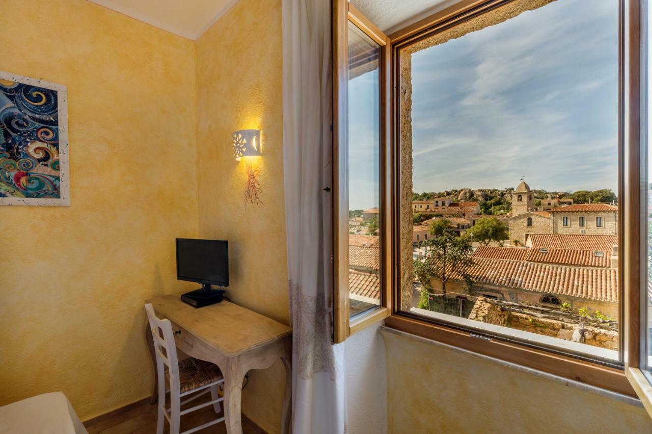 Palazzo Beddoro Daire San Pantaleo Dış mekan fotoğraf