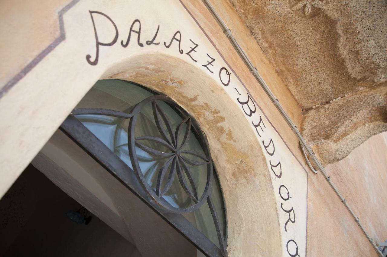 Palazzo Beddoro Daire San Pantaleo Dış mekan fotoğraf